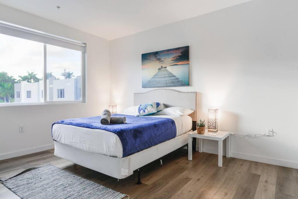 Amazing Town House 15 Min From The Beach Wfree Parking Villa Miami Exteriör bild