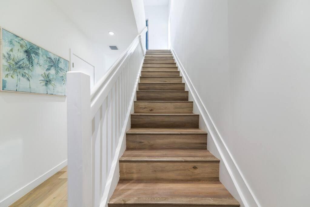 Amazing Town House 15 Min From The Beach Wfree Parking Villa Miami Exteriör bild