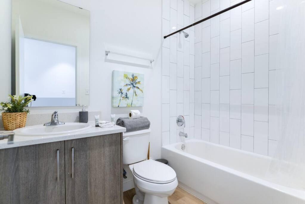 Amazing Town House 15 Min From The Beach Wfree Parking Villa Miami Exteriör bild